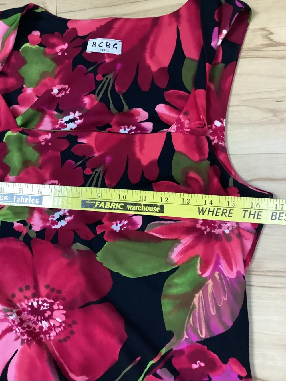 VTG BCBG Pink Green Floral Sheath Twisted Strap Dress Garden Party Chic Elegant - Picture 9 of 10